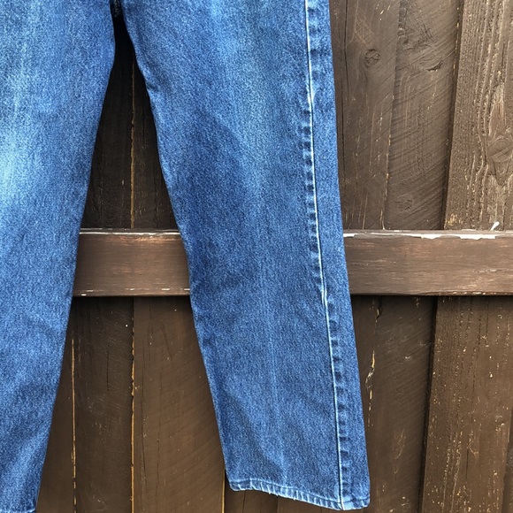 Vintage Levi’s 505 Jeans - Men’s Regular Fit - Picture 9 of 11